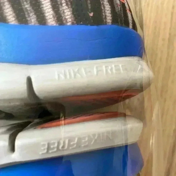 Nike Women’s Free 5.0 TR Fit 4 Multicolor 7.5 Running Shoes - Picture 8 of 11